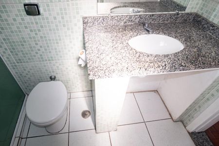 Apartamento para alugar com 74m², 2 quartos e sem vaga Apartamento para alugar com 74m², 2 quartos e sem vagaBanheiro Quarto 2 - Suíte