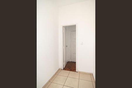 Apartamento para alugar com 74m², 2 quartos e sem vaga Apartamento para alugar com 74m², 2 quartos e sem vagaEscritório / Quarto 1