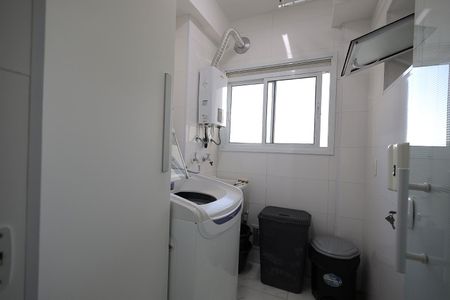 Apartamento à venda com 77m², 3 quartos e 2 vagas Apartamento à venda com 77m², 3 quartos e 2 vagasÁrea de Serviço