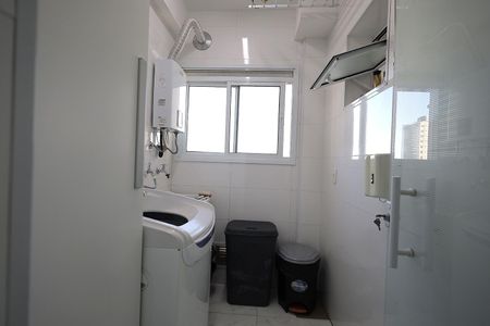 Apartamento à venda com 77m², 3 quartos e 2 vagas Apartamento à venda com 77m², 3 quartos e 2 vagasÁrea de Serviço