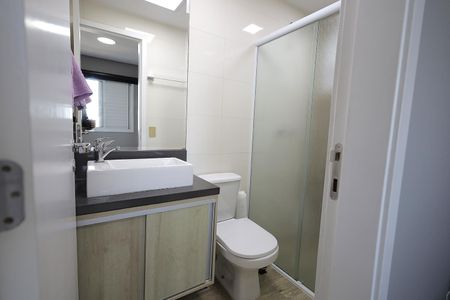 Apartamento à venda com 77m², 3 quartos e 2 vagas Apartamento à venda com 77m², 3 quartos e 2 vagasBanheiro Suíte