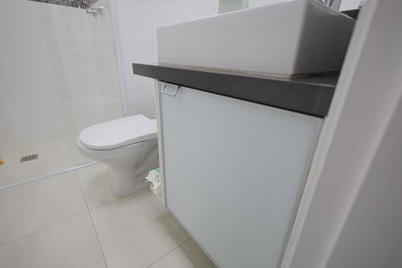 Apartamento à venda com 77m², 3 quartos e 2 vagas Apartamento à venda com 77m², 3 quartos e 2 vagasBanheiro