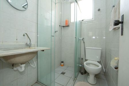 Apartamento à venda com 85m², 2 quartos e 2 vagasBANHEIRO2