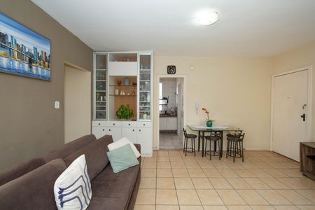 Apartamento à venda com 85m², 2 quartos e 2 vagasSALA