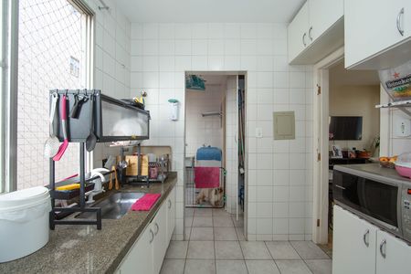 Apartamento à venda com 85m², 2 quartos e 2 vagasCOZINHA