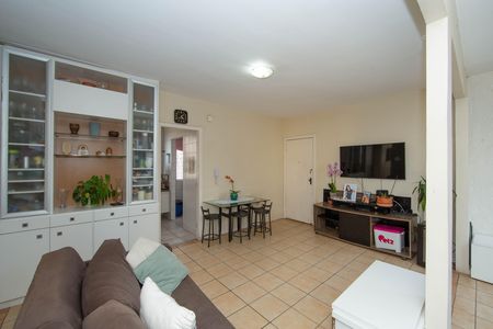 Apartamento à venda com 85m², 2 quartos e 2 vagasSALA