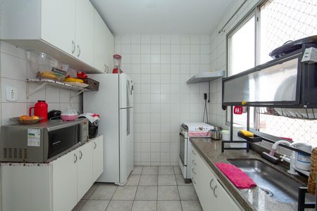 Apartamento à venda com 85m², 2 quartos e 2 vagasCOZINHA