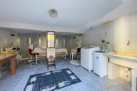 Casa à venda com 137m², 3 quartos e 2 vagas Casa à venda com 137m², 3 quartos e 2 vagasÁrea de Serviço