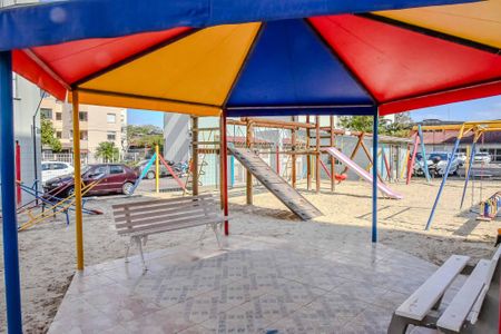 Apartamento à venda com 52m², 2 quartos e 1 vaga Apartamento à venda com 52m², 2 quartos e 1 vagaÁrea comum - Playground