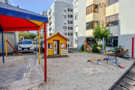 Apartamento à venda com 52m², 2 quartos e 1 vaga Apartamento à venda com 52m², 2 quartos e 1 vagaÁrea comum - Playground