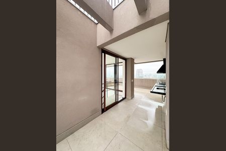 Apartamento à venda com 121m², 2 quartos e 2 vagas Apartamento à venda com 121m², 2 quartos e 2 vagasÁrea Gourmet