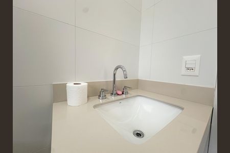 Apartamento à venda com 121m², 2 quartos e 2 vagas Apartamento à venda com 121m², 2 quartos e 2 vagasBanheiro Social