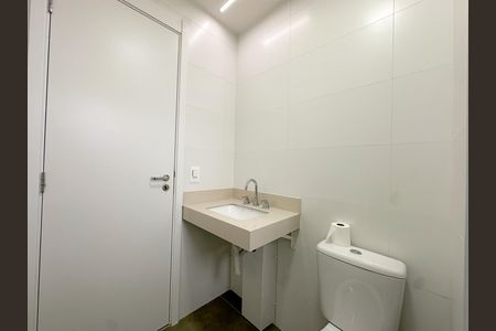 Apartamento à venda com 121m², 2 quartos e 2 vagas Apartamento à venda com 121m², 2 quartos e 2 vagasBanheiro Suíte