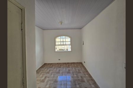 Casa para alugar com 34m², 1 quarto e sem vaga Casa para alugar com 34m², 1 quarto e sem vagaSuíte