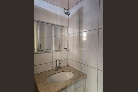 Casa para alugar com 34m², 1 quarto e sem vaga Casa para alugar com 34m², 1 quarto e sem vagaBanheiro da Suíte