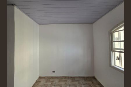Casa para alugar com 34m², 1 quarto e sem vaga Casa para alugar com 34m², 1 quarto e sem vagaSuíte