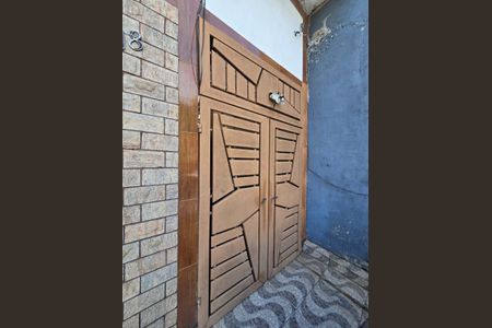 Casa para alugar com 34m², 1 quarto e sem vaga Casa para alugar com 34m², 1 quarto e sem vagaPorta acesso aos Imoveis