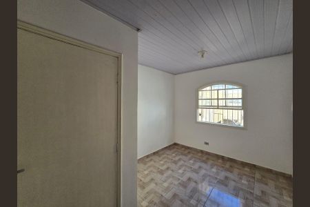 Casa para alugar com 34m², 1 quarto e sem vaga Casa para alugar com 34m², 1 quarto e sem vagaSuíte