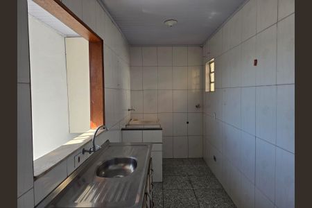 Casa para alugar com 34m², 1 quarto e sem vaga Casa para alugar com 34m², 1 quarto e sem vagaCozinha e Área de Serviço
