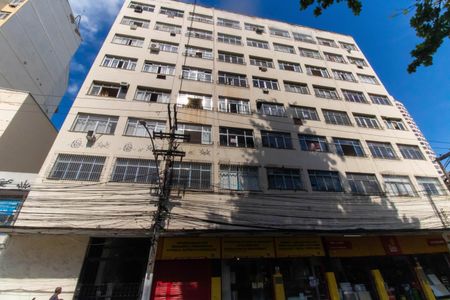 Apartamento para alugar com 75m², 1 quarto e sem vagaFachada