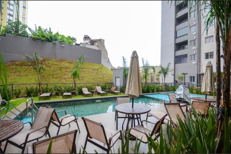 Apartamento para alugar com 36m², 2 quartos e sem vaga Apartamento para alugar com 36m², 2 quartos e sem vagaÁrea comum - Piscina