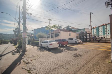 Apartamento para alugar com 47m², 2 quartos e 1 vaga Apartamento para alugar com 47m², 2 quartos e 1 vagaFachada