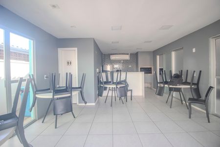 Apartamento para alugar com 47m², 2 quartos e 1 vaga Apartamento para alugar com 47m², 2 quartos e 1 vagaÁrea comum - Salão de festas