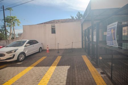 Apartamento para alugar com 47m², 2 quartos e 1 vaga Apartamento para alugar com 47m², 2 quartos e 1 vagaFachada