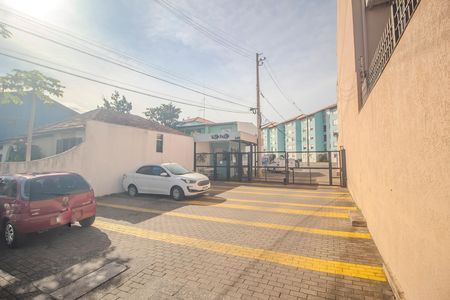 Apartamento para alugar com 47m², 2 quartos e 1 vaga Apartamento para alugar com 47m², 2 quartos e 1 vagaFachada