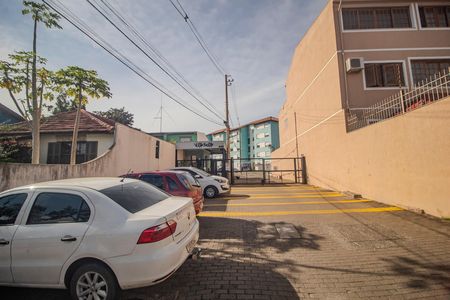 Apartamento para alugar com 47m², 2 quartos e 1 vaga Apartamento para alugar com 47m², 2 quartos e 1 vagaFachada