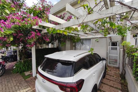 Casa de condomínio à venda com 120m², 3 quartos e 2 vagas Casa de condomínio à venda com 120m², 3 quartos e 2 vagasGaragem - Fachada