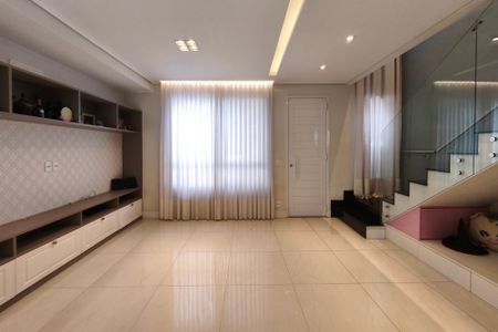 Casa de condomínio à venda com 120m², 3 quartos e 2 vagas Casa de condomínio à venda com 120m², 3 quartos e 2 vagasSala de Estar