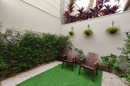 Casa de condomínio à venda com 120m², 3 quartos e 2 vagas Casa de condomínio à venda com 120m², 3 quartos e 2 vagasQuintal - Garden