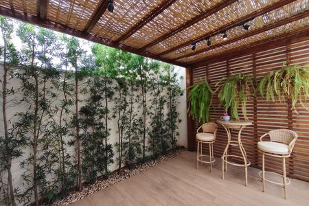 Casa de condomínio à venda com 120m², 3 quartos e 2 vagas Casa de condomínio à venda com 120m², 3 quartos e 2 vagasQuintal - Garden