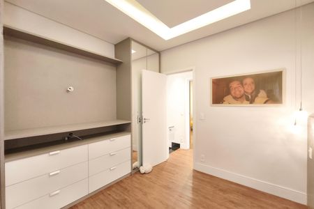 Casa de condomínio à venda com 120m², 3 quartos e 2 vagas Casa de condomínio à venda com 120m², 3 quartos e 2 vagasQuarto Suíte