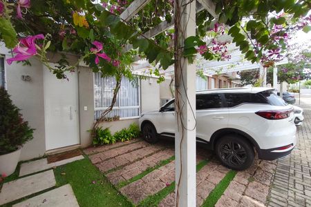 Casa de condomínio à venda com 120m², 3 quartos e 2 vagas Casa de condomínio à venda com 120m², 3 quartos e 2 vagasGaragem - Fachada