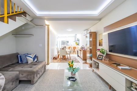 Casa de condomínio para alugar com 117m², 2 quartos e 2 vagas