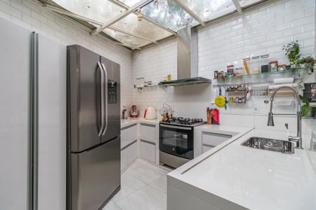 Casa de condomínio para alugar com 117m², 2 quartos e 2 vagas