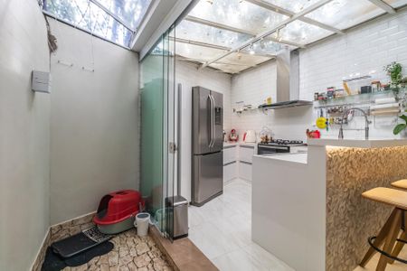 Casa de condomínio para alugar com 117m², 2 quartos e 2 vagas