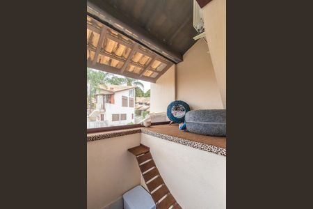 Casa de condomínio para alugar com 117m², 2 quartos e 2 vagas