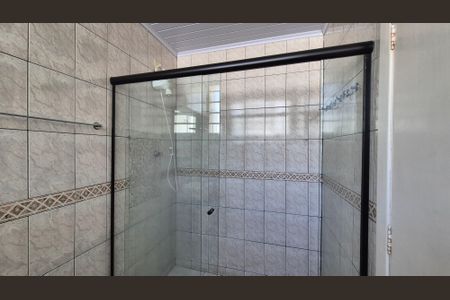 Casa à venda com 128m², 2 quartos e 2 vagasBanheiro 