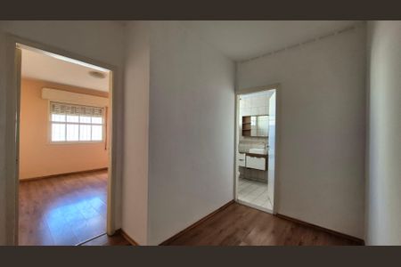 Corredor  de casa para alugar com 2 quartos, 128m² em Vila Vilma, Santo André