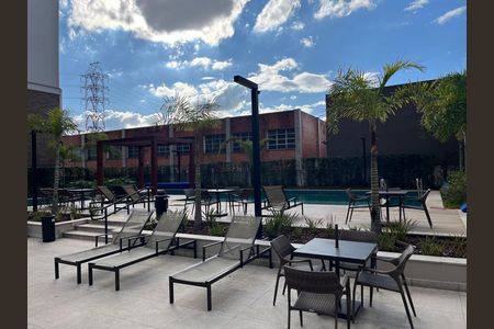 Apartamento à venda com 69m², 2 quartos e 1 vagaÁrea comum - Piscina