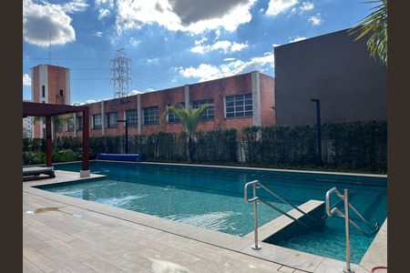Apartamento à venda com 69m², 2 quartos e 1 vagaÁrea comum - Piscina