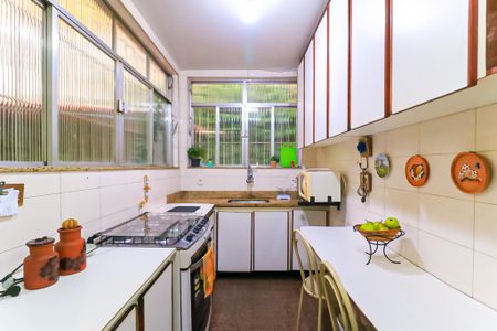 Casa para alugar com 153m², 2 quartos e 2 vagasCozinha