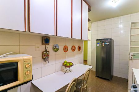 Casa para alugar com 153m², 2 quartos e 2 vagasCozinha
