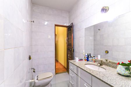 Casa para alugar com 153m², 2 quartos e 2 vagasBanheiro