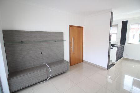 Apartamento para alugar com 81m², 3 quartos e 1 vagaSala