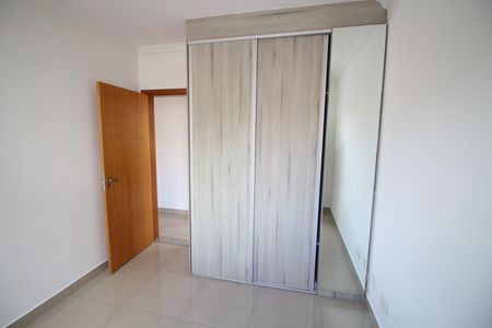 Apartamento para alugar com 81m², 3 quartos e 1 vagaQuarto 2