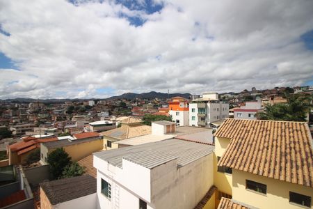 Apartamento para alugar com 81m², 3 quartos e 1 vagaVista